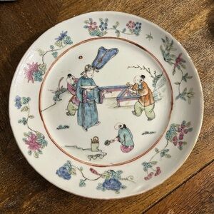 Antique 18th C. Qianlong Chinese Export Famille Rose Porcelain Plate 7.75”